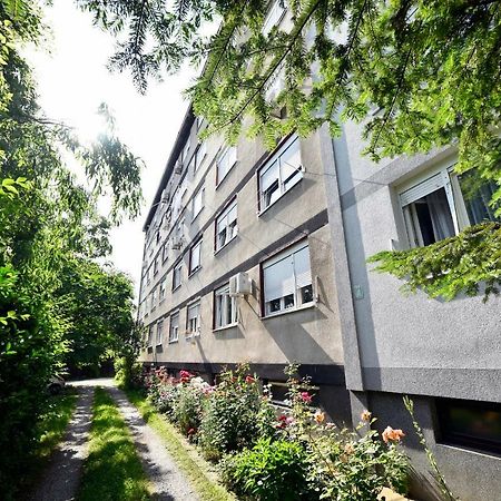 Apartamento Hella 2 Zagreb Exterior foto