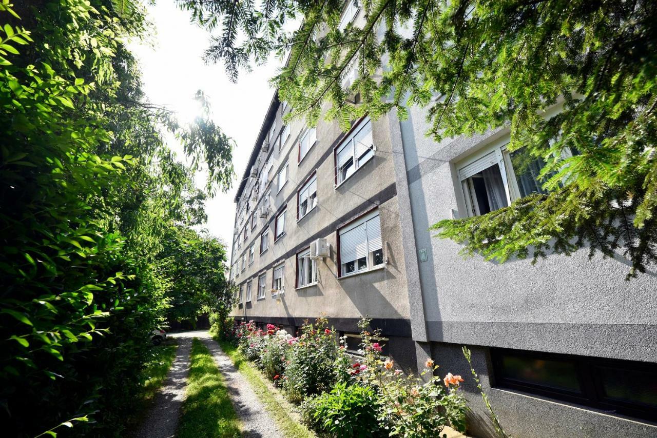Apartamento Hella 2 Zagreb Exterior foto